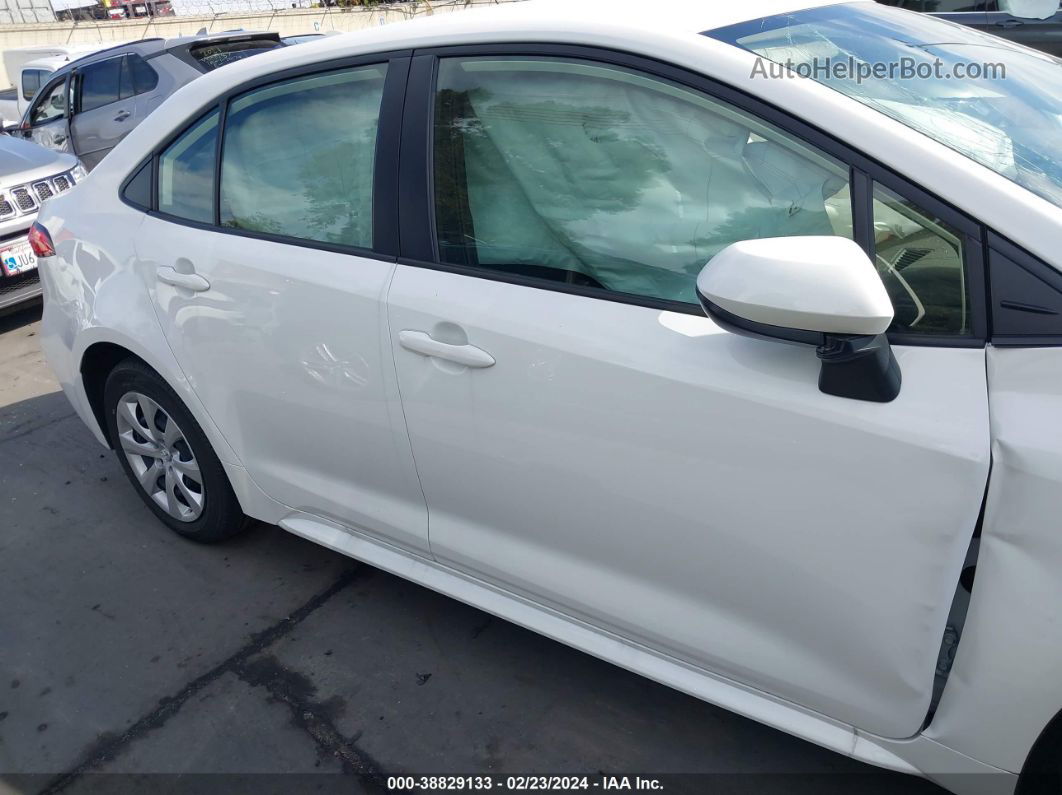 2021 Toyota Corolla Le White vin: JTDEPMAE7MJ156183