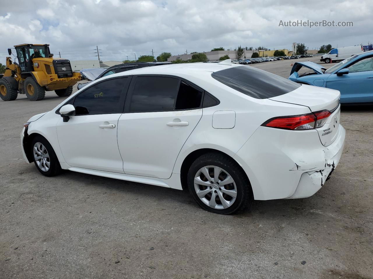 2021 Toyota Corolla Le White vin: JTDEPMAE7MJ157222