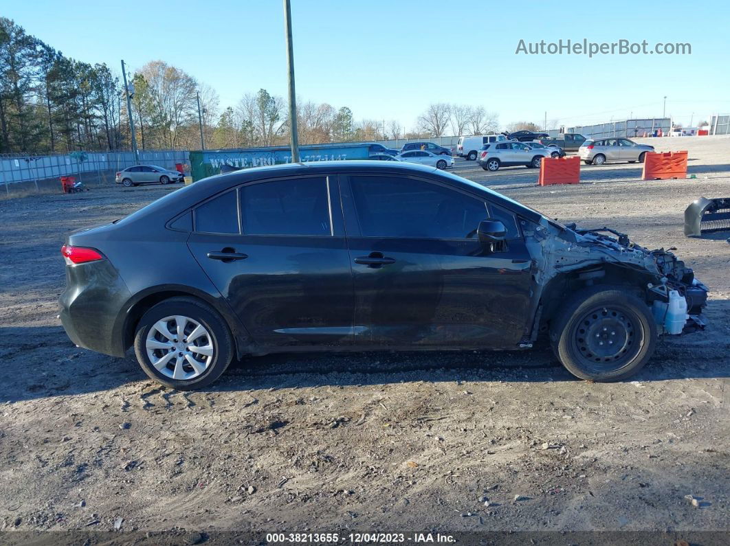 2021 Toyota Corolla Le Black vin: JTDEPMAE7MJ180189