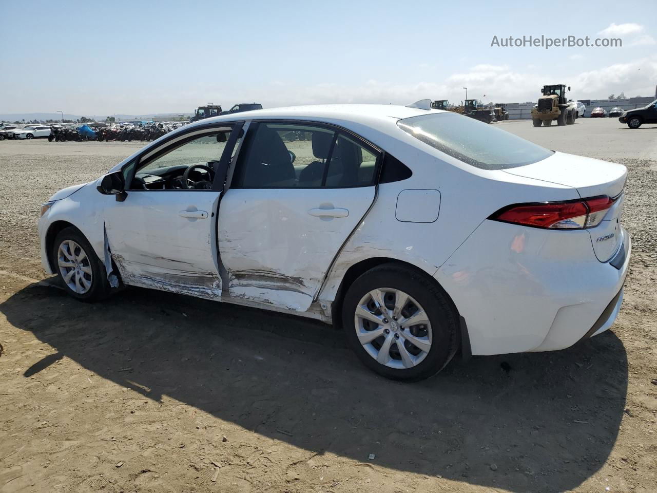 2020 Toyota Corolla Le White vin: JTDEPRAE0LJ057197