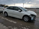 2020 Toyota Corolla Le White vin: JTDEPRAE0LJ085968