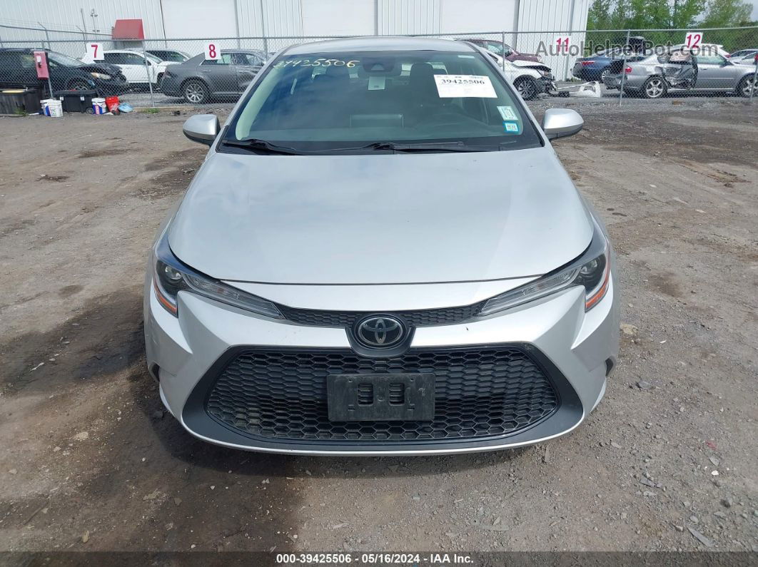 2020 Toyota Corolla Le Silver vin: JTDEPRAE1LJ009952