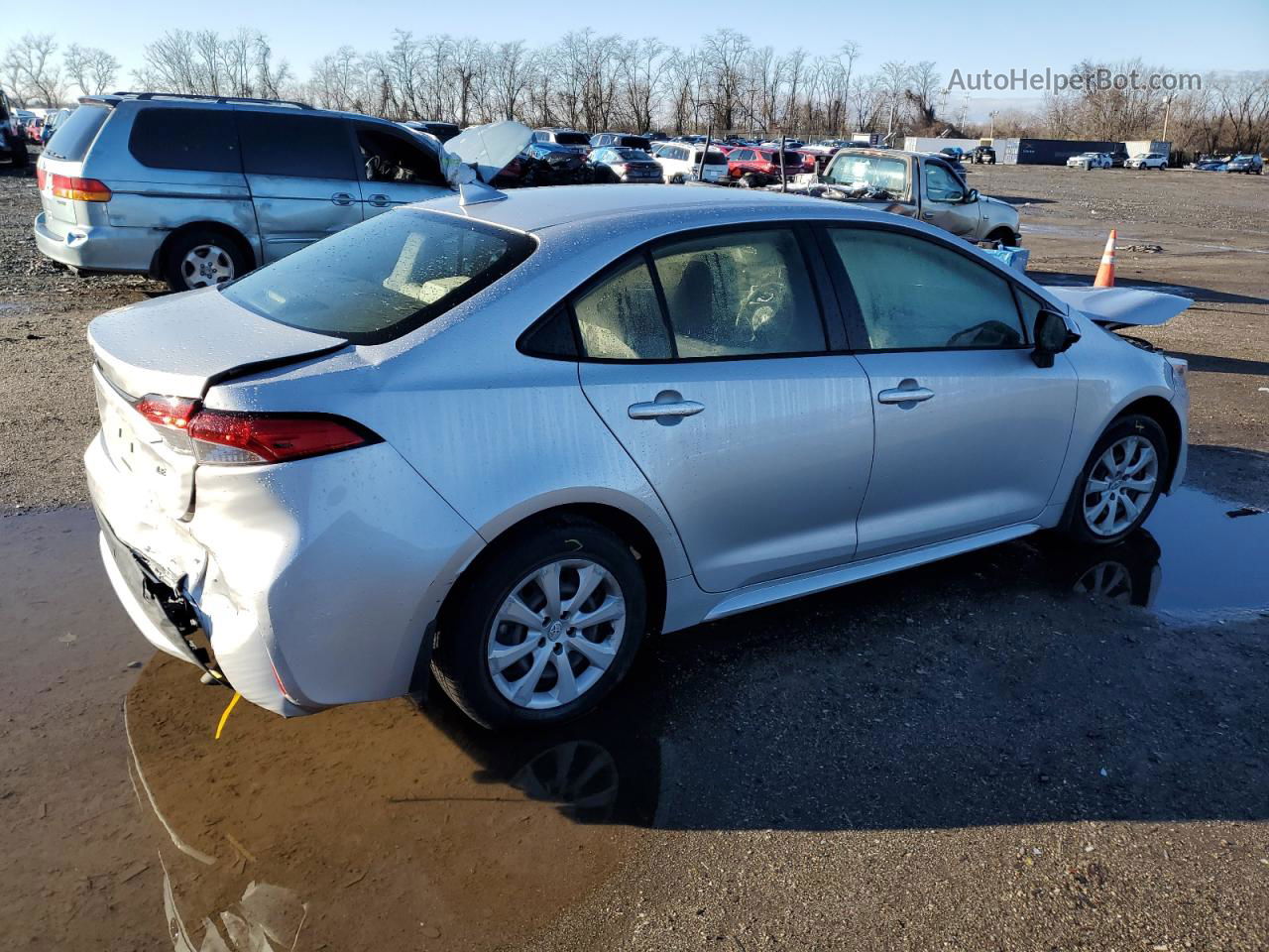 2020 Toyota Corolla Le Silver vin: JTDEPRAE1LJ016061