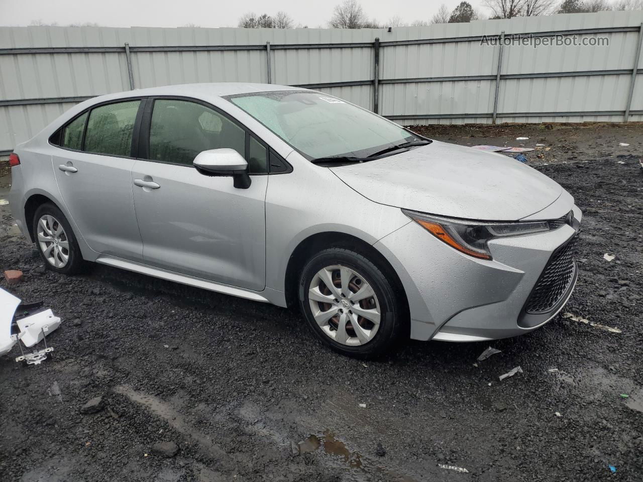 2020 Toyota Corolla Le Silver vin: JTDEPRAE1LJ032812