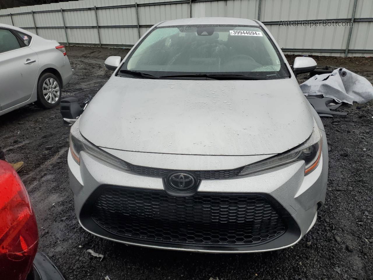 2020 Toyota Corolla Le Silver vin: JTDEPRAE1LJ032812