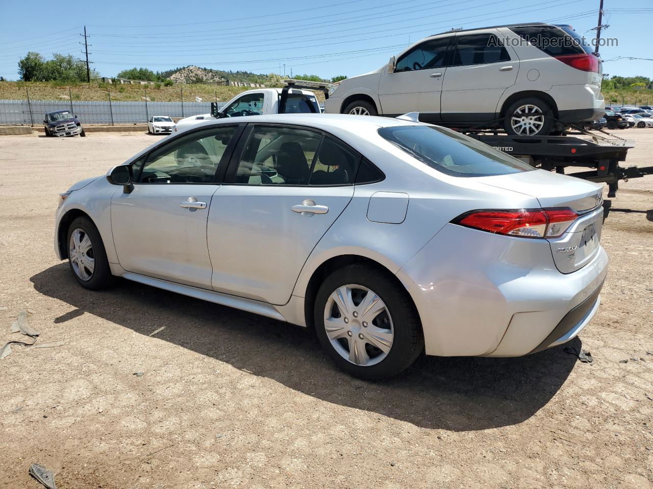 2020 Toyota Corolla Le Silver vin: JTDEPRAE1LJ039033