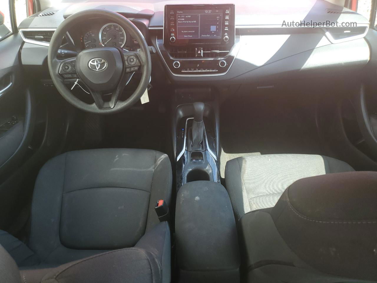 2020 Toyota Corolla Le Red vin: JTDEPRAE1LJ085686