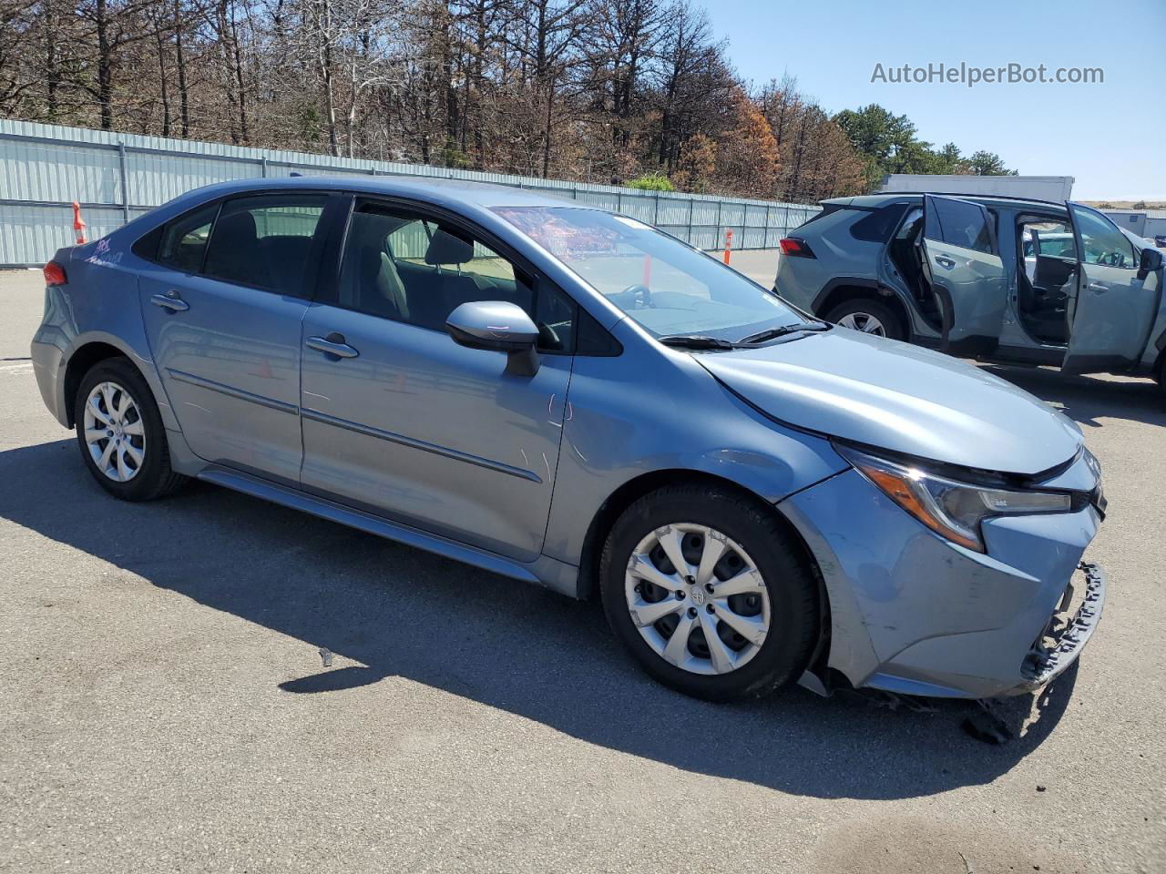 2020 Toyota Corolla Le Синий vin: JTDEPRAE3LJ013484