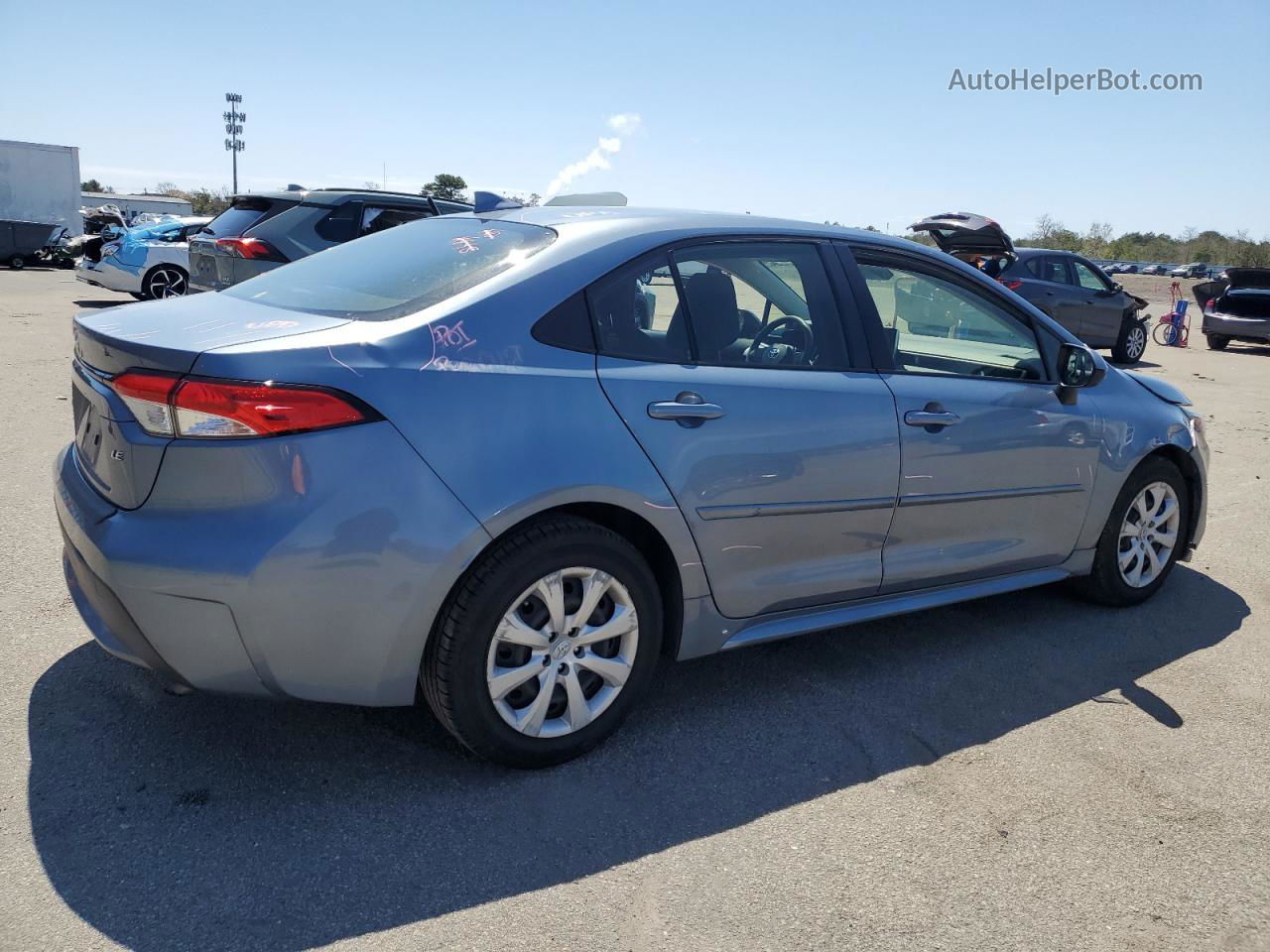 2020 Toyota Corolla Le Синий vin: JTDEPRAE3LJ013484