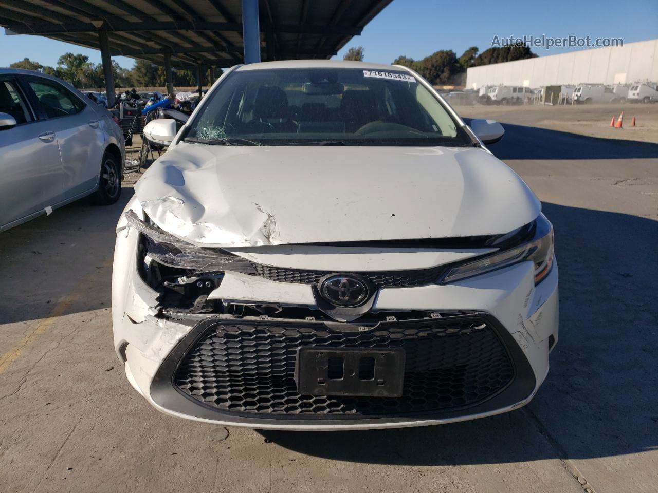 2020 Toyota Corolla Le White vin: JTDEPRAE3LJ046520