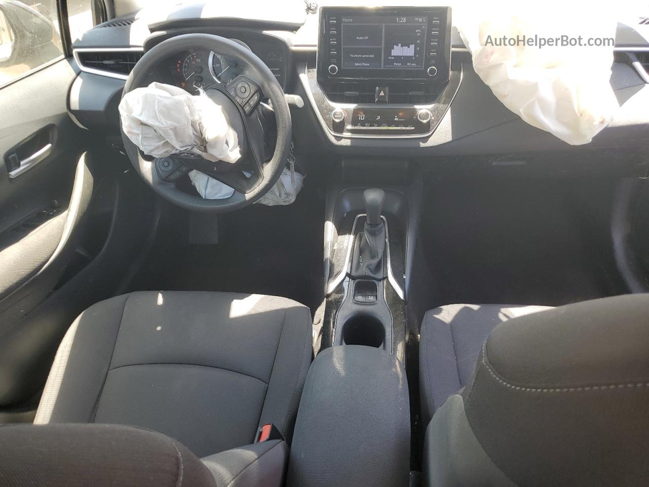 2020 Toyota Corolla Le Black vin: JTDEPRAE4LJ030469