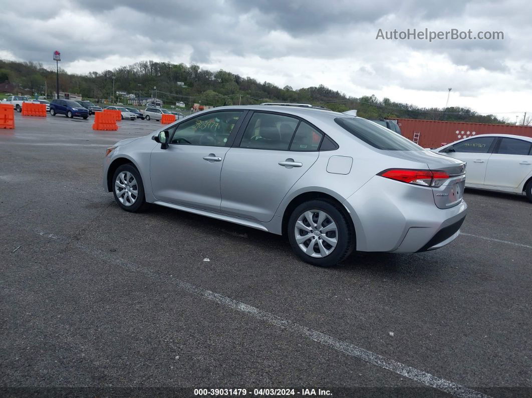 2020 Toyota Corolla Le Silver vin: JTDEPRAE4LJ036109