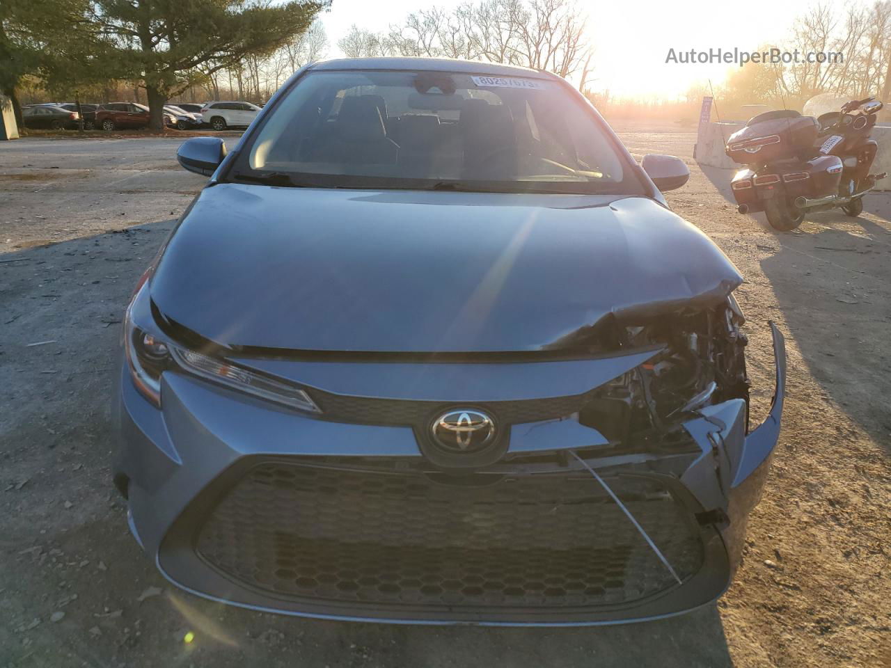 2020 Toyota Corolla Le Серый vin: JTDEPRAE4LJ058790