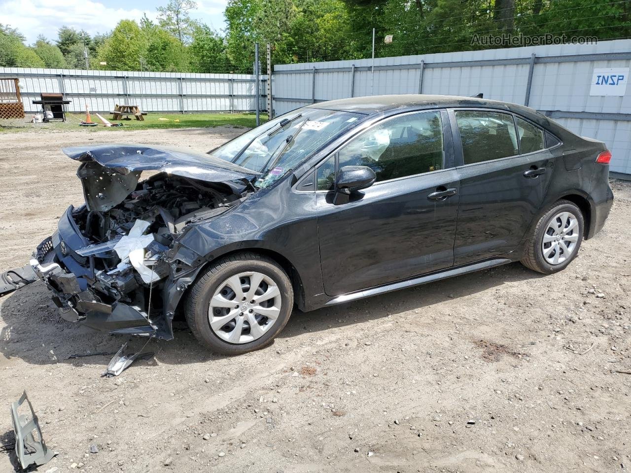 2020 Toyota Corolla Le Black vin: JTDEPRAE5LJ043831