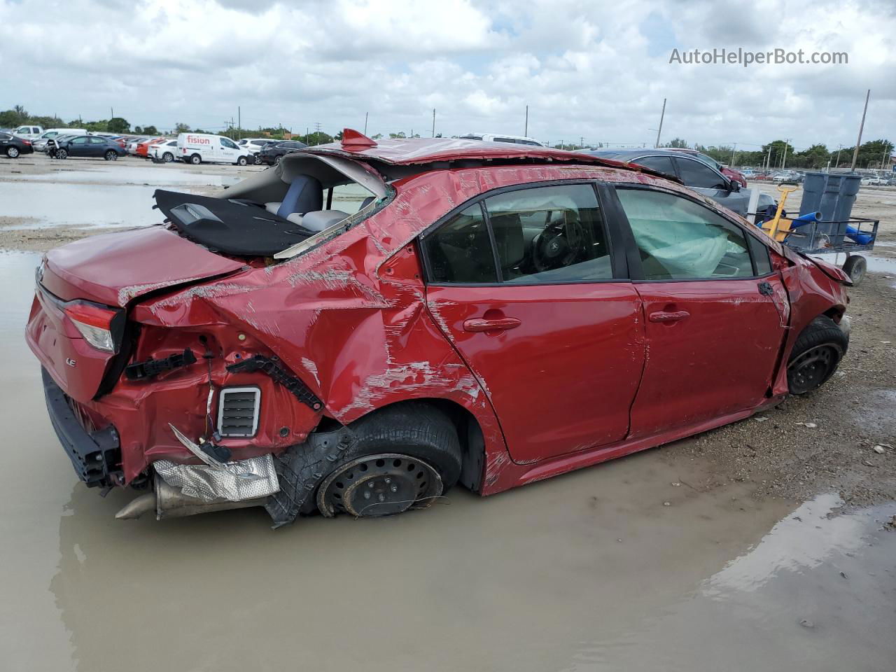 2020 Toyota Corolla Le Red vin: JTDEPRAE5LJ045577