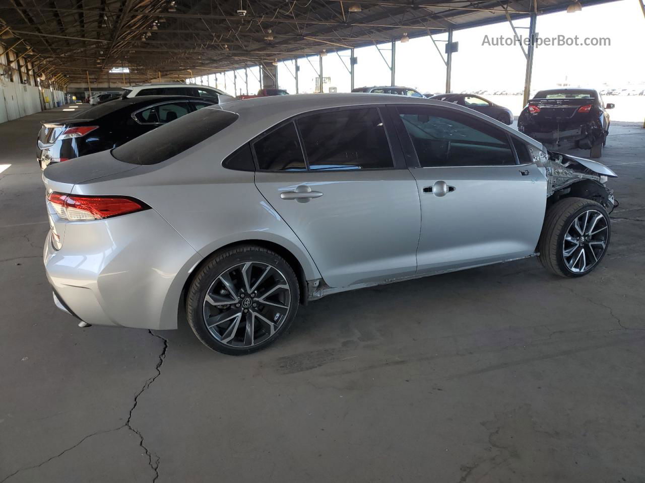 2020 Toyota Corolla Le Silver vin: JTDEPRAE5LJ066316