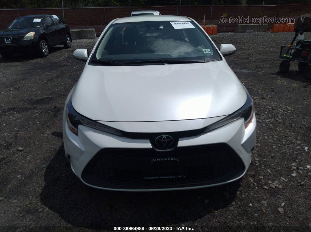 2020 Toyota Corolla Le White vin: JTDEPRAE6LJ005945