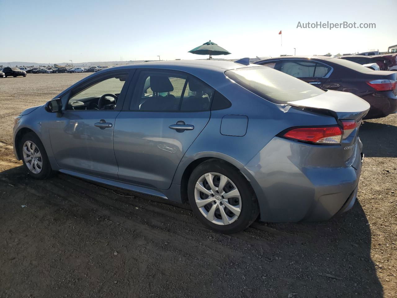 2020 Toyota Corolla Le Blue vin: JTDEPRAE6LJ030084