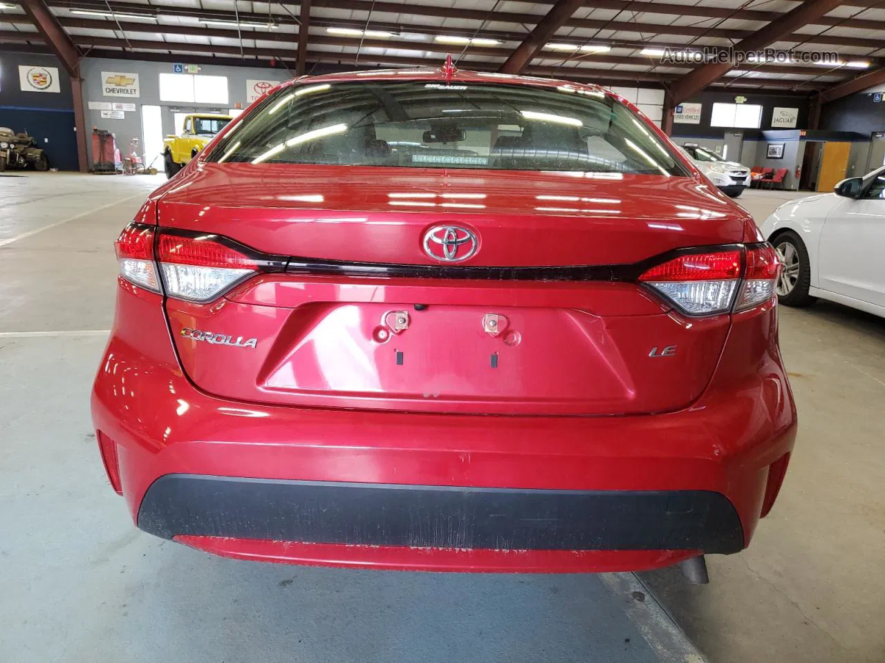 2020 Toyota Corolla Le Red vin: JTDEPRAE6LJ089426