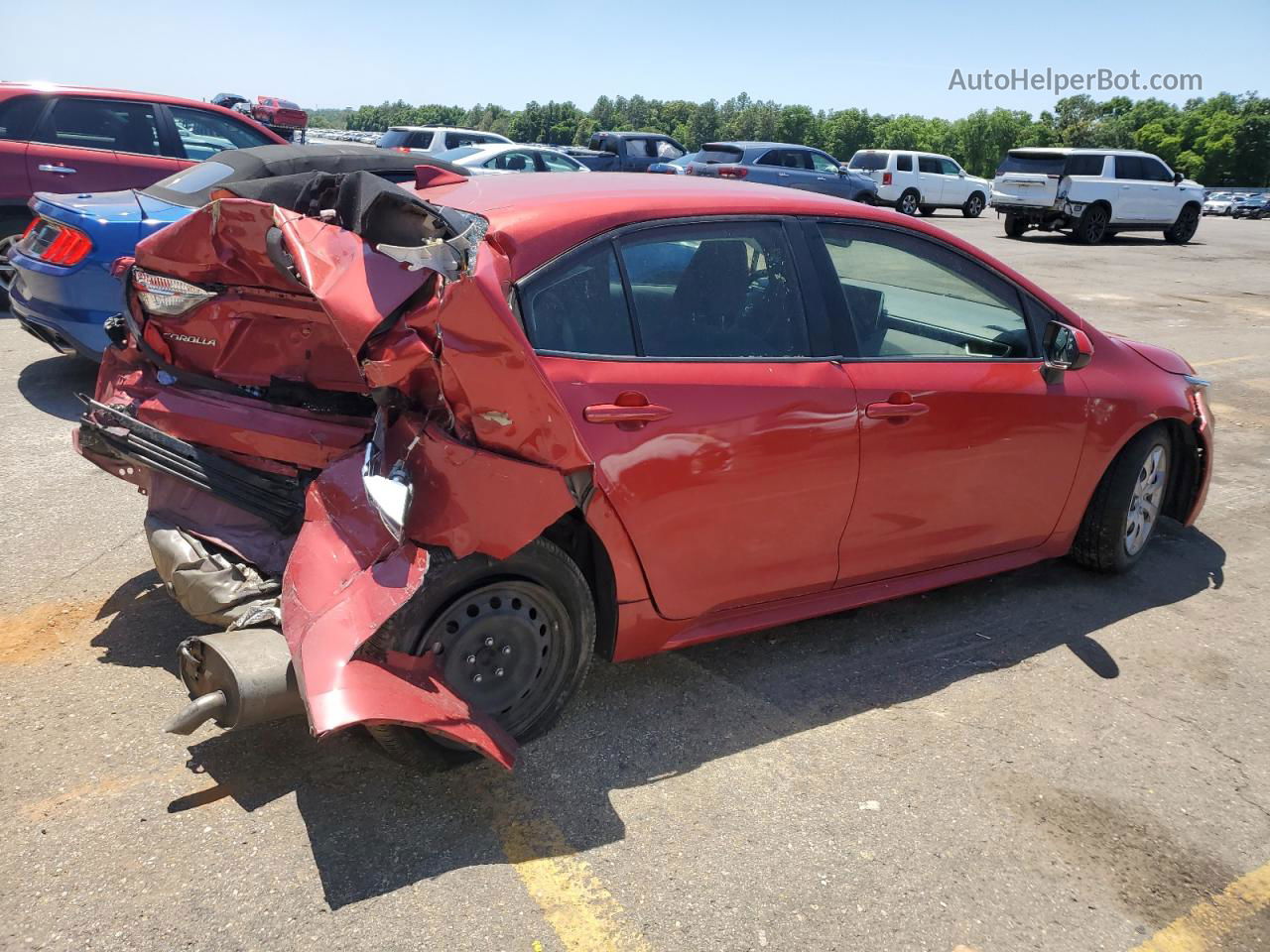 2020 Toyota Corolla Le Red vin: JTDEPRAE6LJ113921