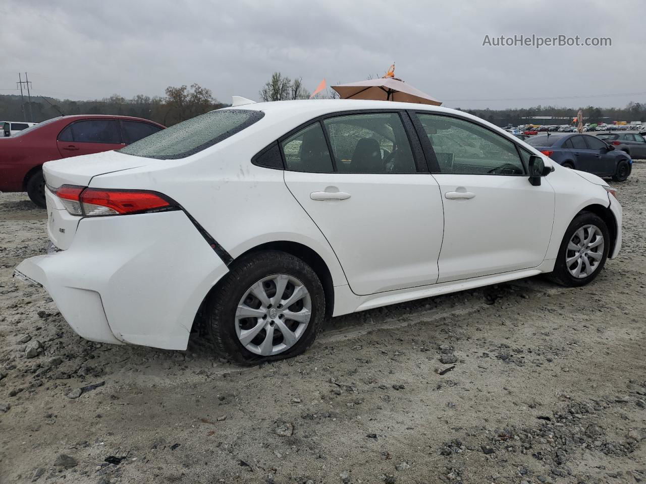 2020 Toyota Corolla Le White vin: JTDEPRAE7LJ039425