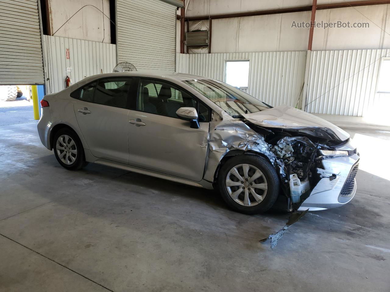 2020 Toyota Corolla Le Silver vin: JTDEPRAE7LJ064633