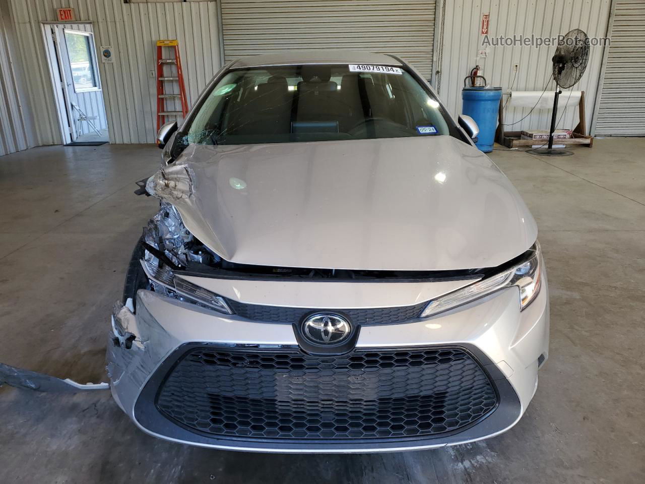 2020 Toyota Corolla Le Silver vin: JTDEPRAE7LJ064633