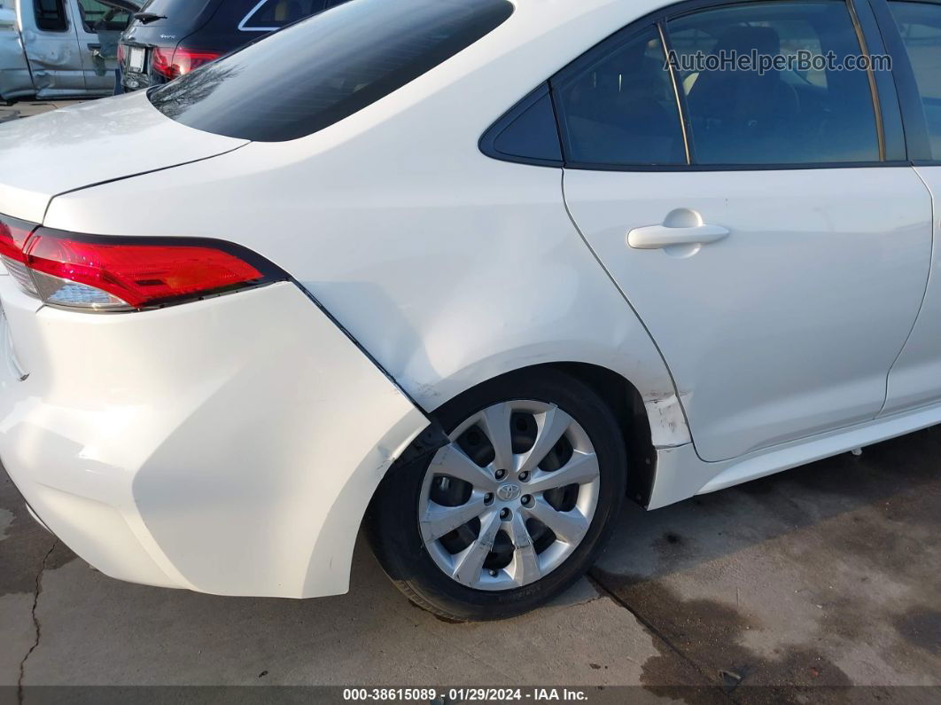 2020 Toyota Corolla Le White vin: JTDEPRAEXLJ032761