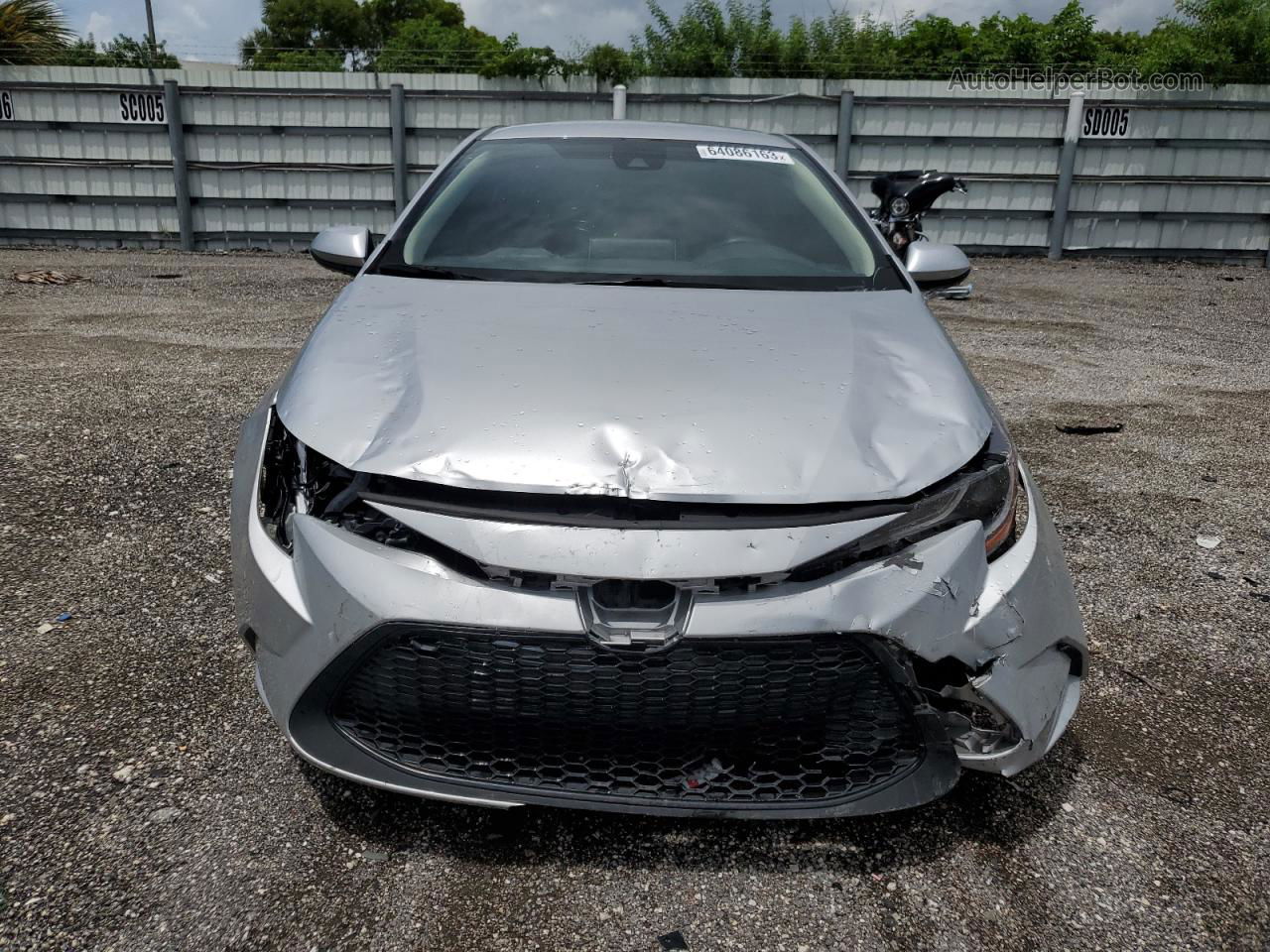 2020 Toyota Corolla Le Silver vin: JTDEPRAEXLJ073648