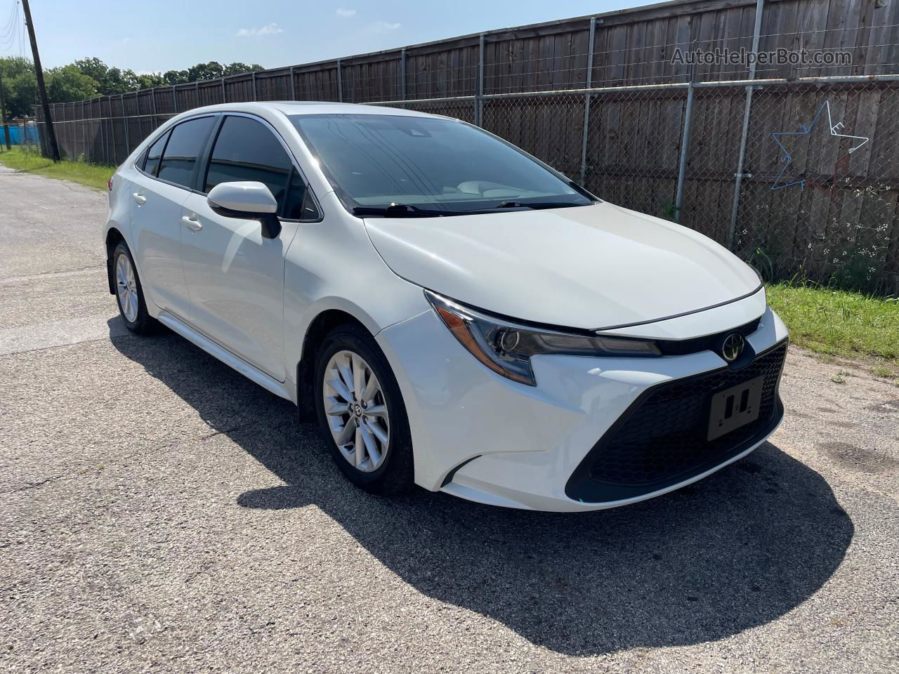 2020 Toyota Corolla Xle White vin: JTDFPRAE5LJ040335