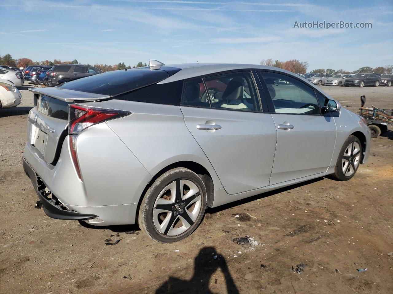 Price & History 2016 Toyota Prius 1.8l 4 vin: JTDKARFU1G3004880 