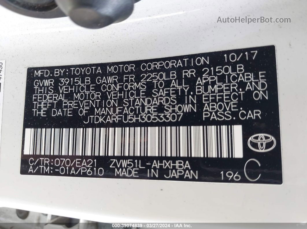 2017 Toyota Prius Three Touring White vin: JTDKARFU5H3053307