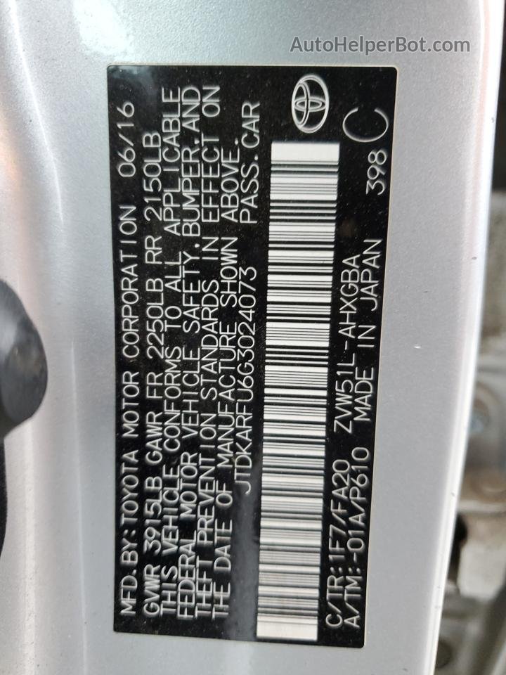 2016 Toyota Prius  Silver vin: JTDKARFU6G3024073