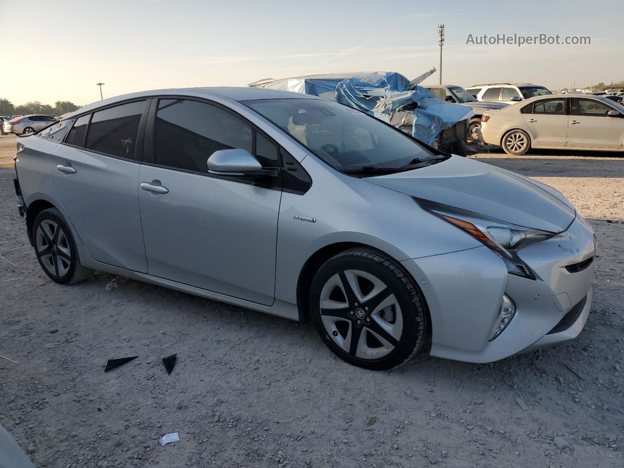 2016 Toyota Prius  Silver vin: JTDKARFU6G3505828