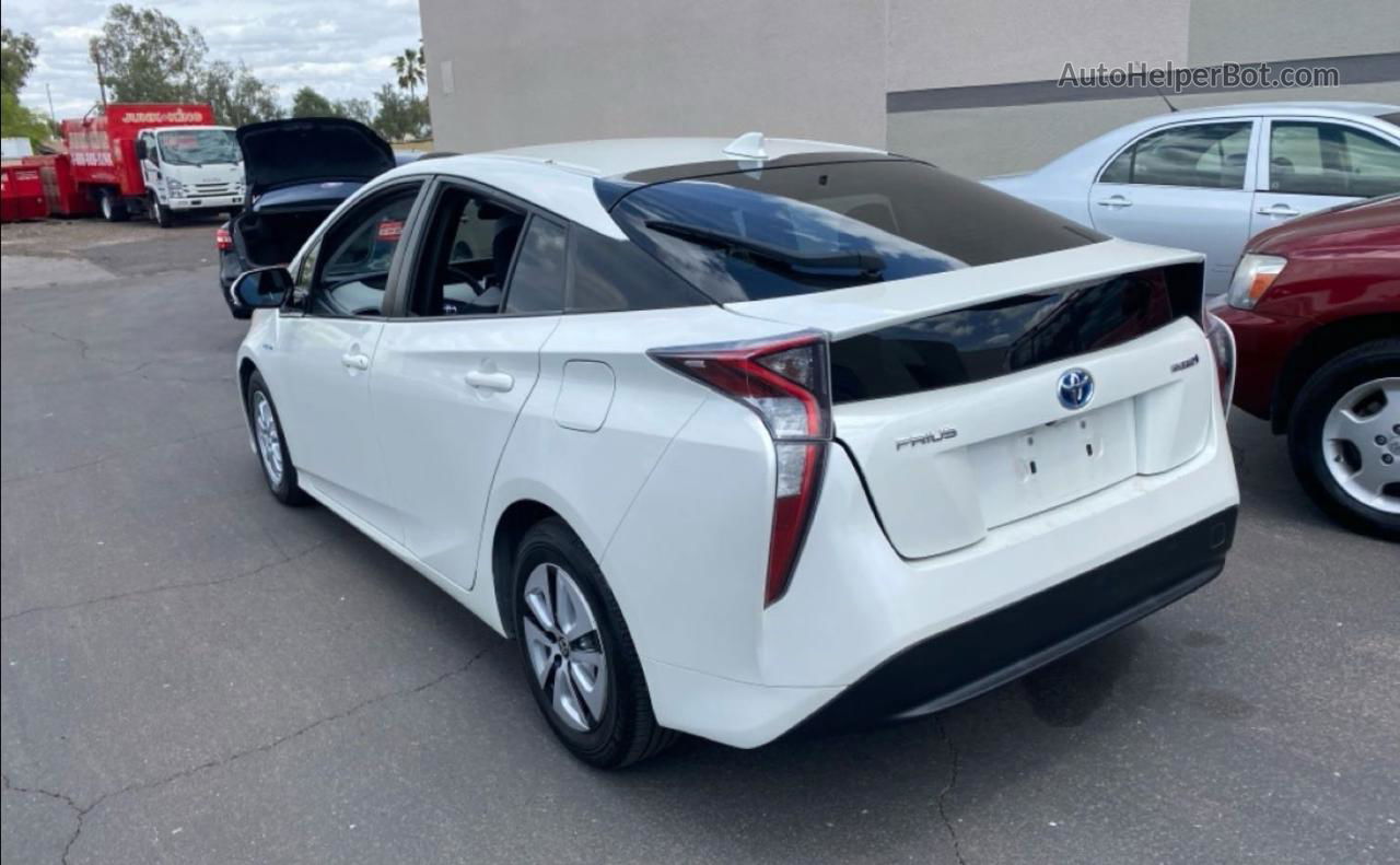 2016 Toyota Prius  White vin: JTDKARFU7G3006505