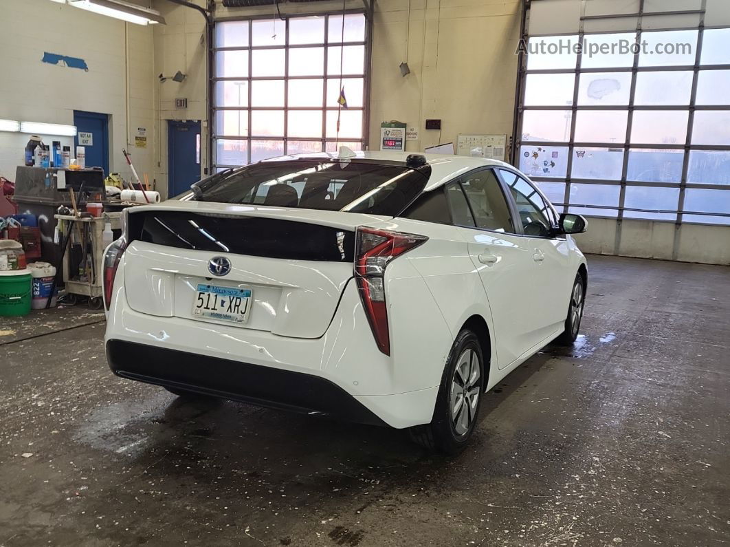 2017 Toyota Prius   White vin: JTDKARFUXH3053822