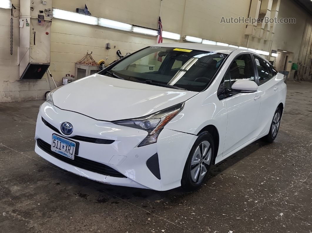 2017 Toyota Prius   Белый vin: JTDKARFUXH3053822