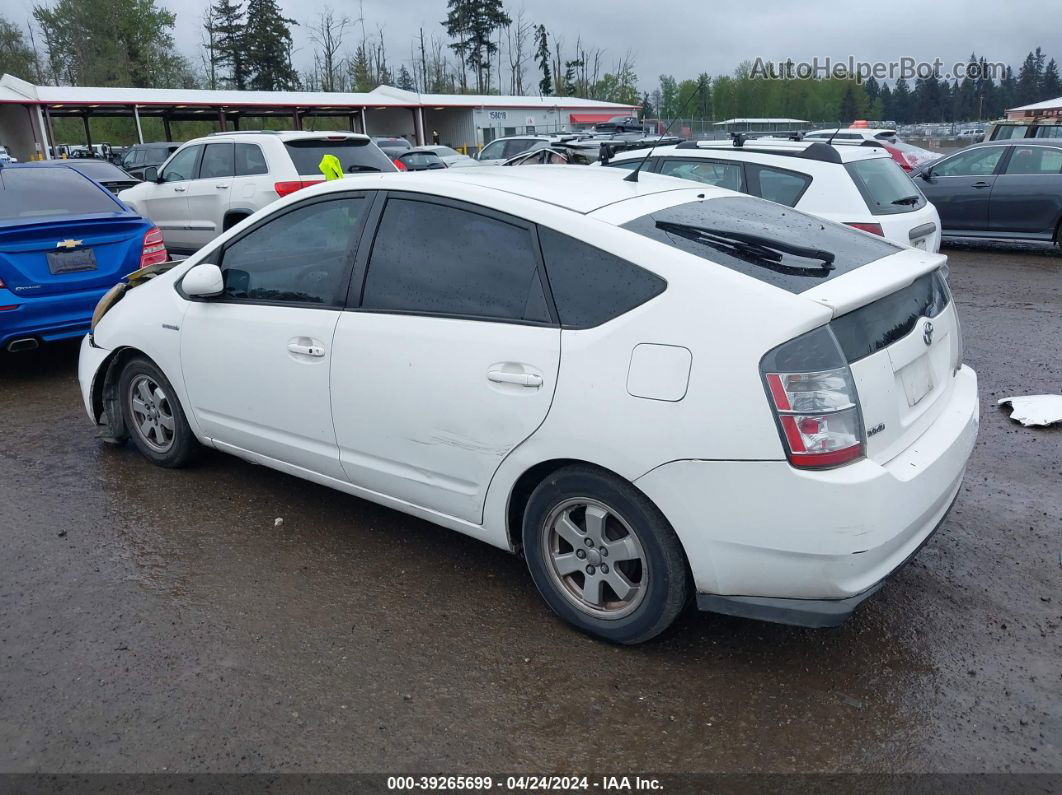 2007 Toyota Prius   White vin: JTDKB20U077672692