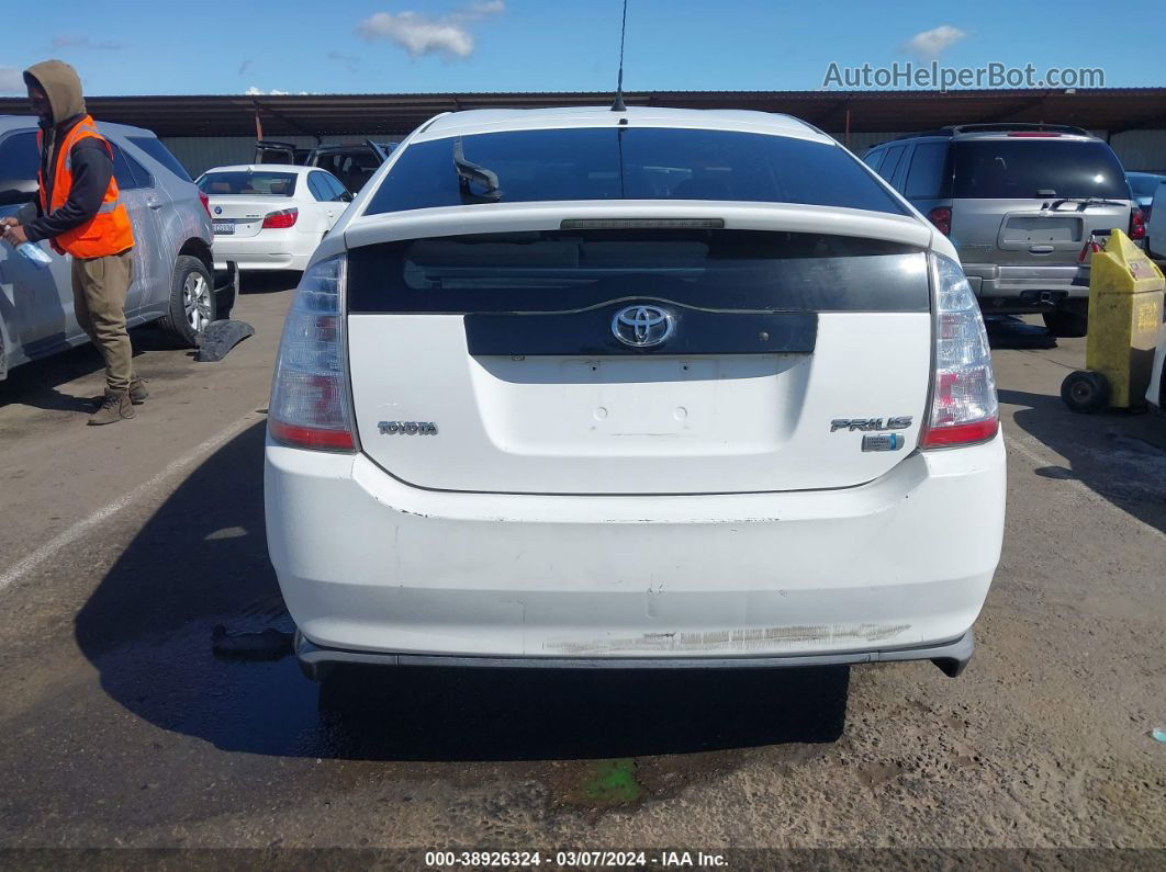 2007 Toyota Prius   White vin: JTDKB20U277646742