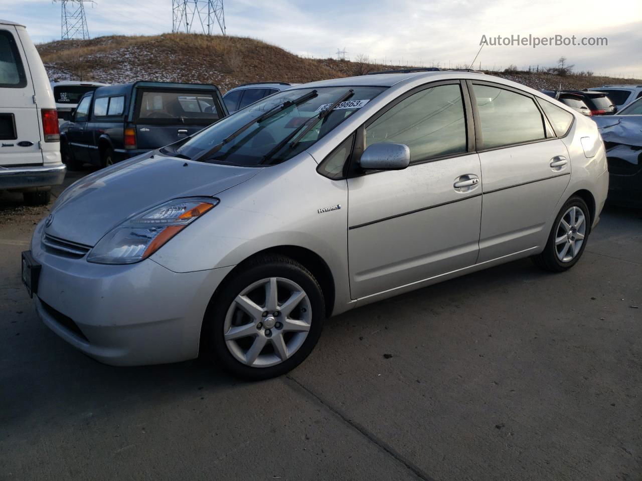 2007 Toyota Prius  Silver vin: JTDKB20U477551681