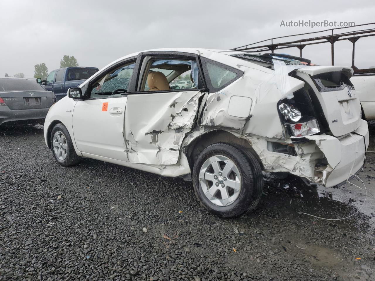 2007 Toyota Prius  White vin: JTDKB20U577573155