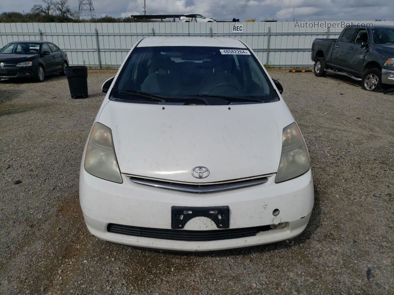 2007 Toyota Prius  White vin: JTDKB20U677553383