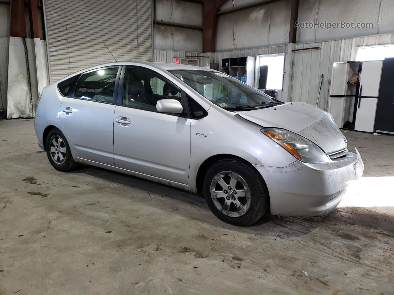 2008 Toyota Prius  Серебряный vin: JTDKB20U683335758