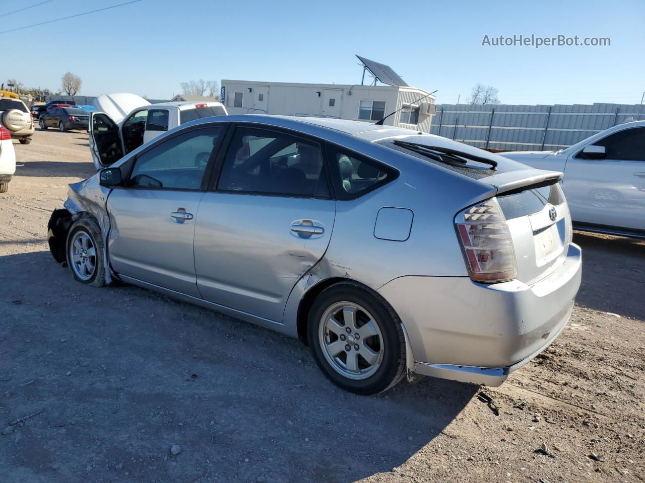 2008 Toyota Prius  Серебряный vin: JTDKB20U987701009