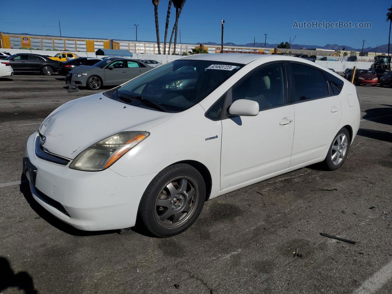 2008 Toyota Prius  White vin: JTDKB20UX83458723