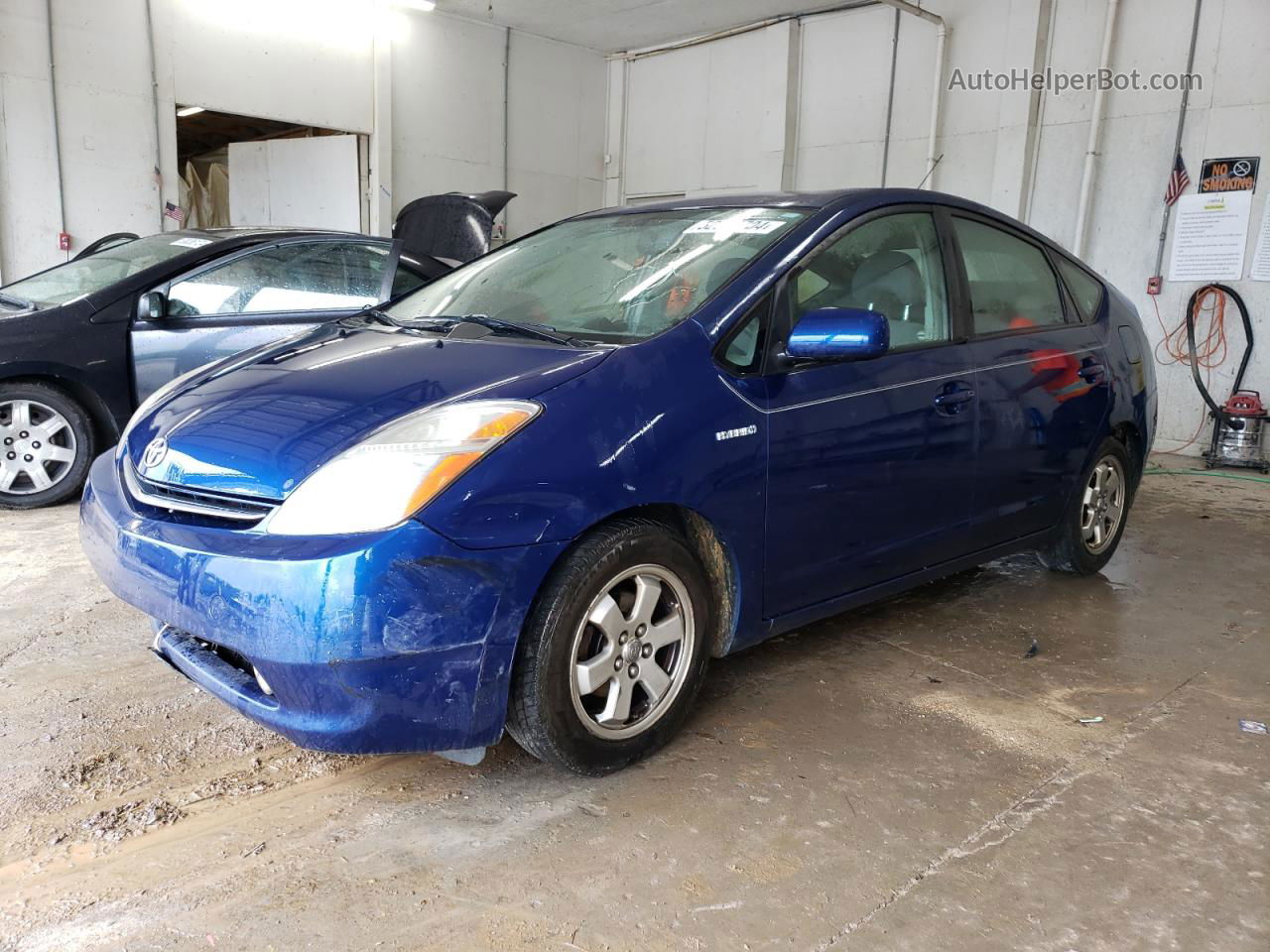 2008 Toyota Prius  Blue vin: JTDKB20UX87775247