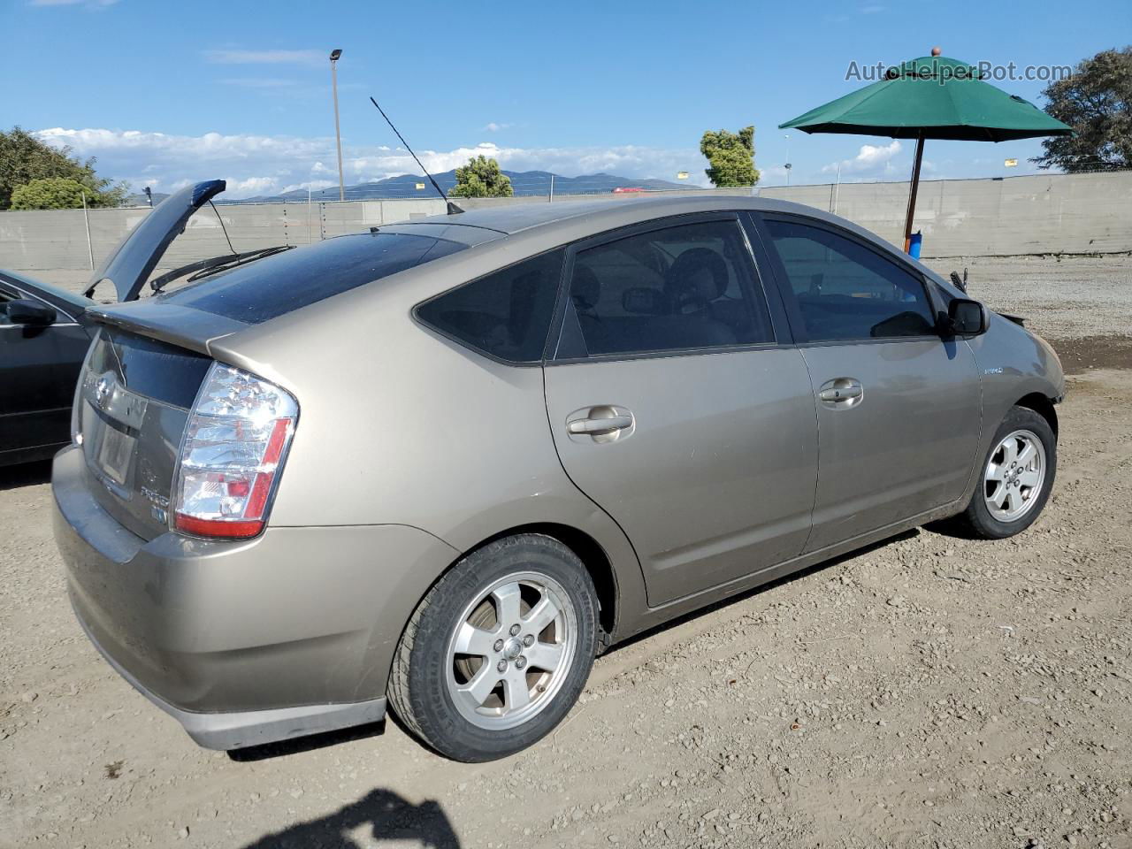 2008 Toyota Prius  Tan vin: JTDKB20UX87784904