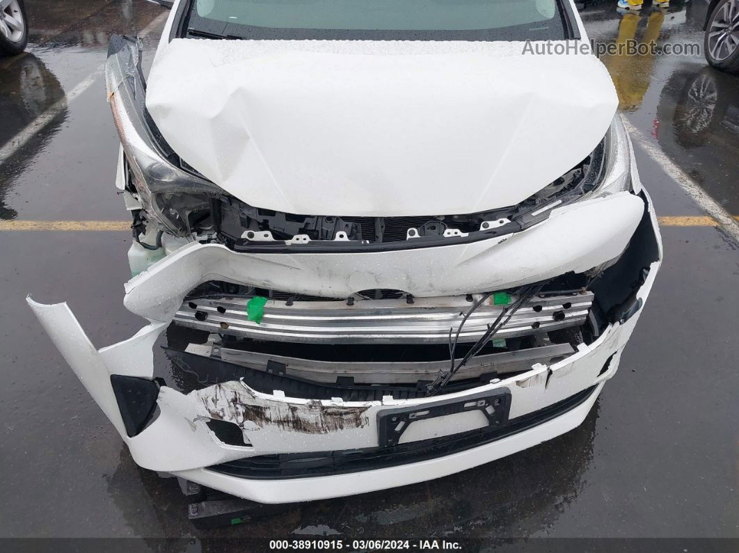 2017 Toyota Prius Two Белый vin: JTDKBRFU0H3039103