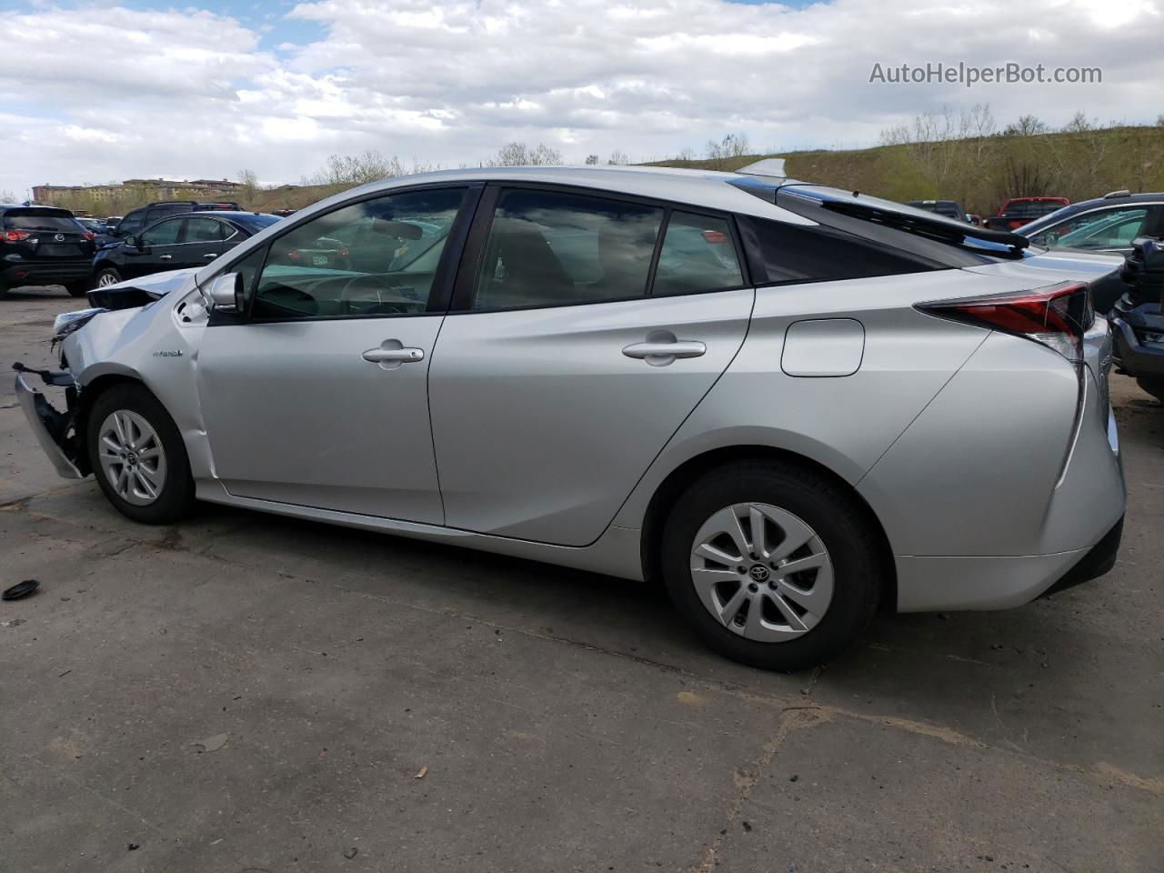 2016 Toyota Prius  Серебряный vin: JTDKBRFU2G3022012