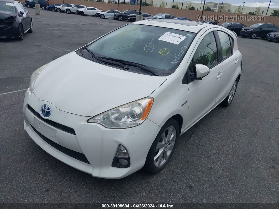 2014 Toyota Prius C Four White vin: JTDKDTB30E1069259